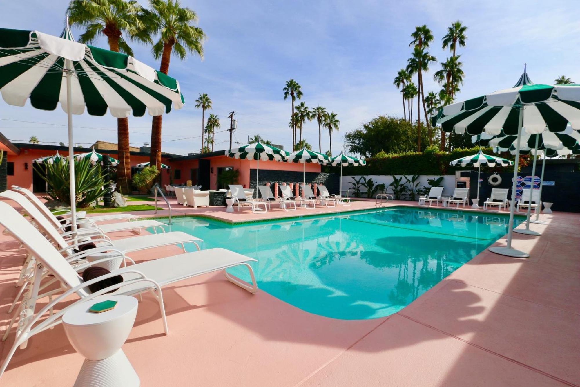 The Marley Hotel By Avantstay Classic Palm Springs Hotel W Pool Hot Tub Exterior photo