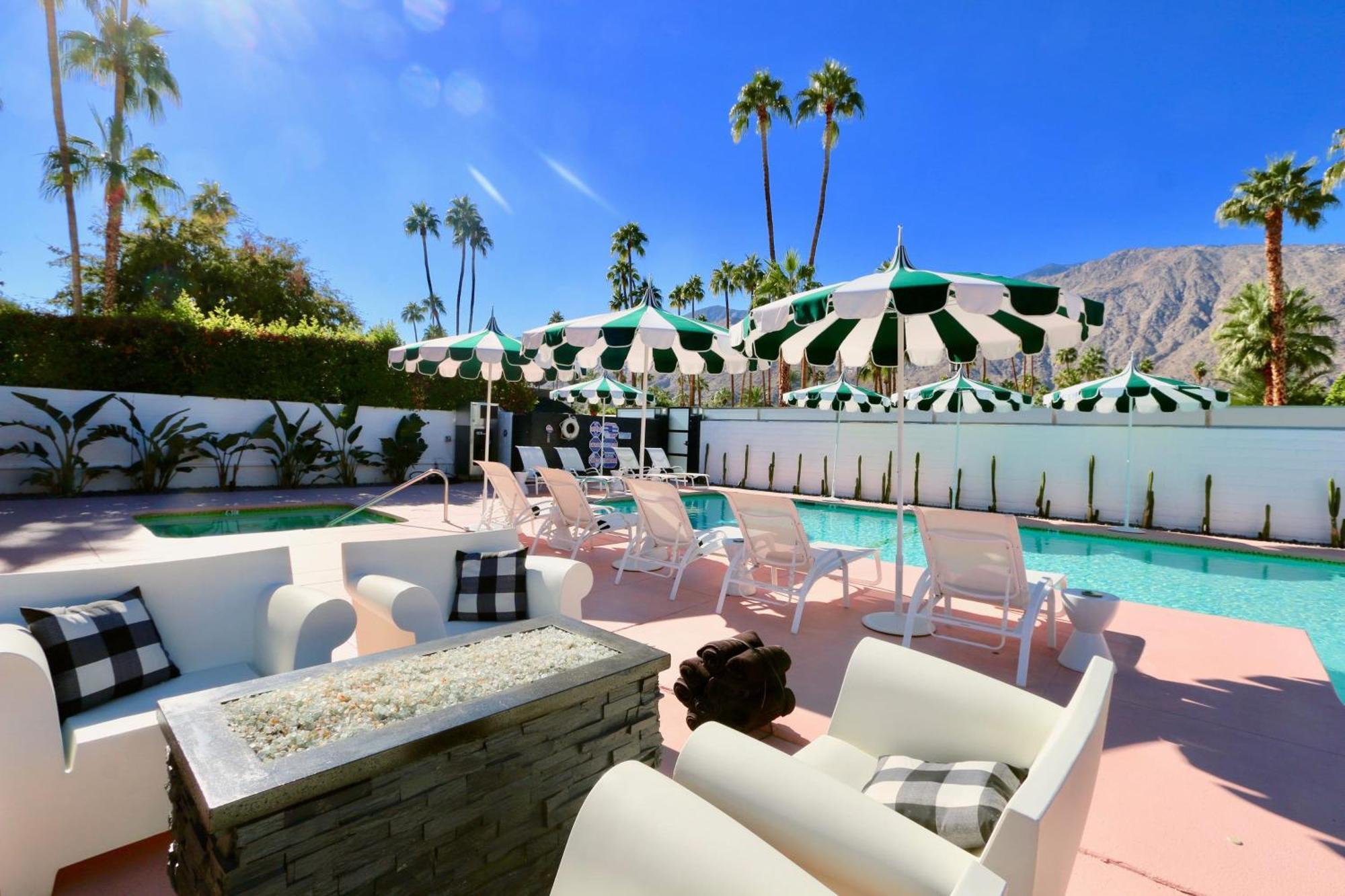 The Marley Hotel By Avantstay Classic Palm Springs Hotel W Pool Hot Tub Exterior photo
